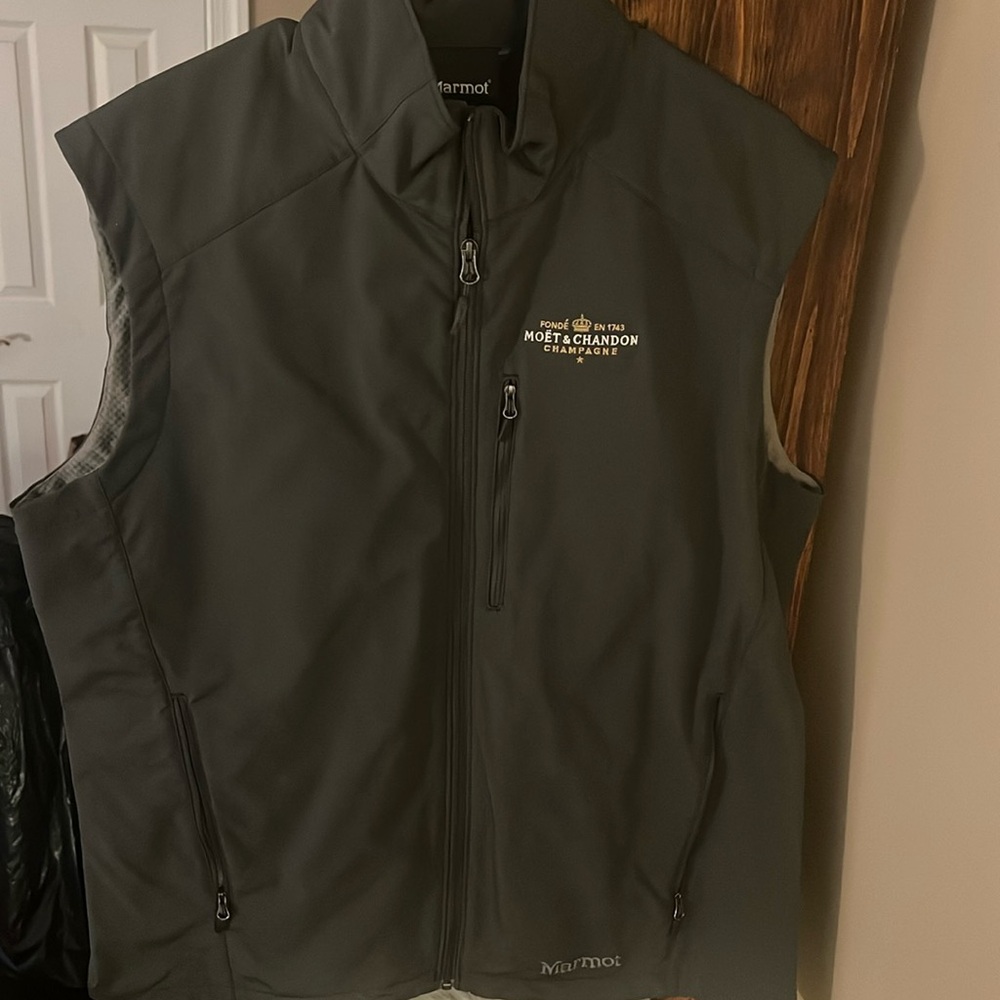 Gray Marmot Golf Vest Sleeveless Size XL